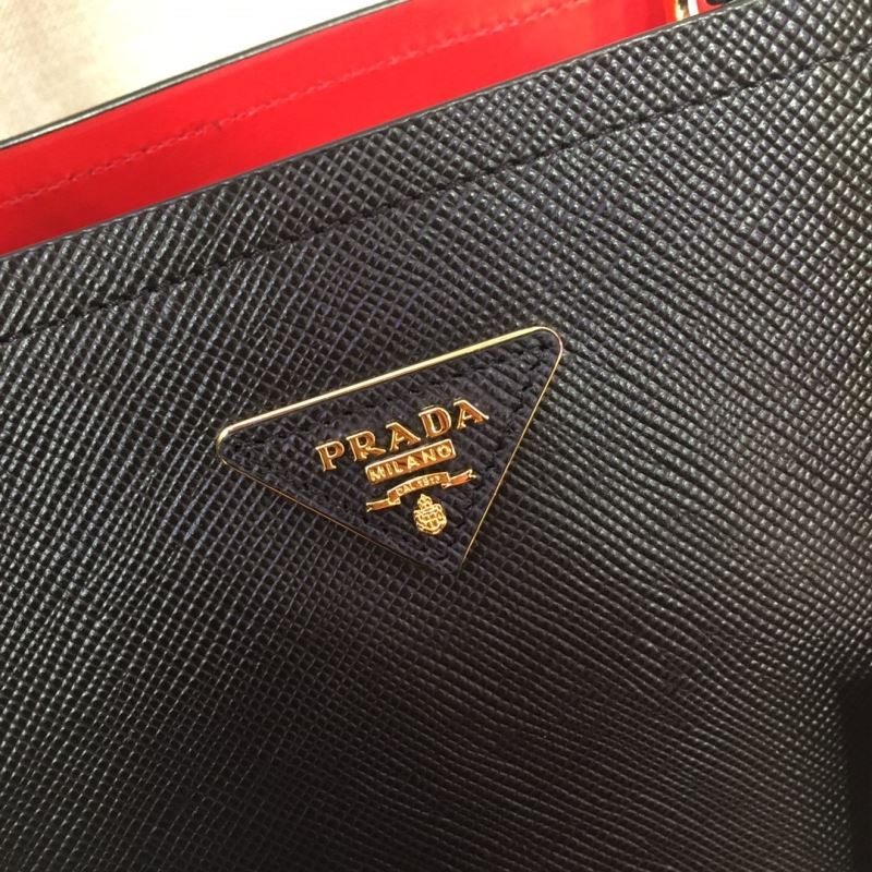 Pra*a tote bags